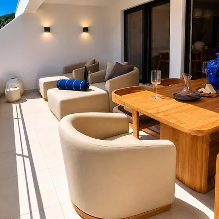 Frlan アパート *